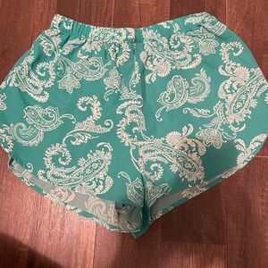 Juniors flowy shorts